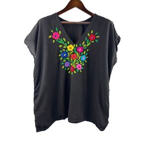 Women’s Handmade 2XL Black Short Sleeve Blouse w/ Multicolored Floral Embroidery